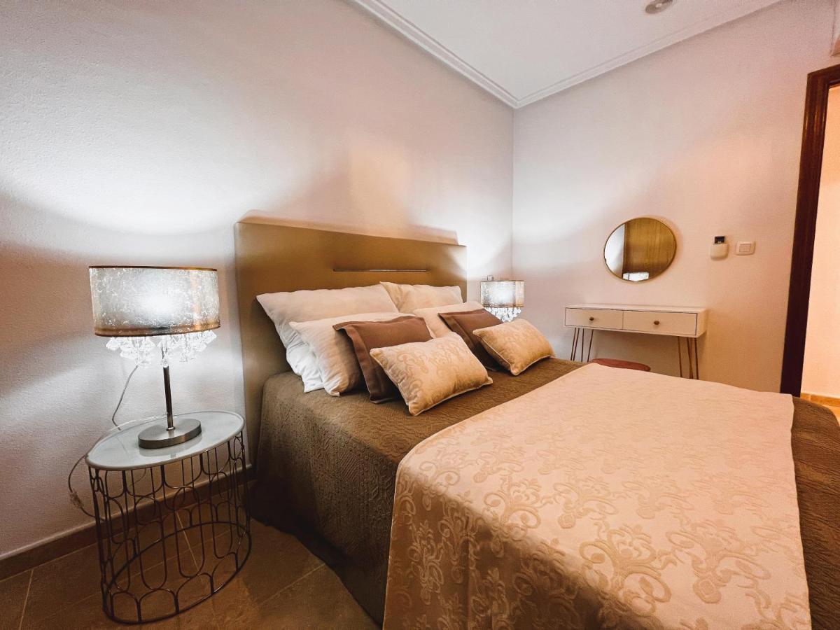Holiday Suite Fragata Торевьиа Экстерьер фото